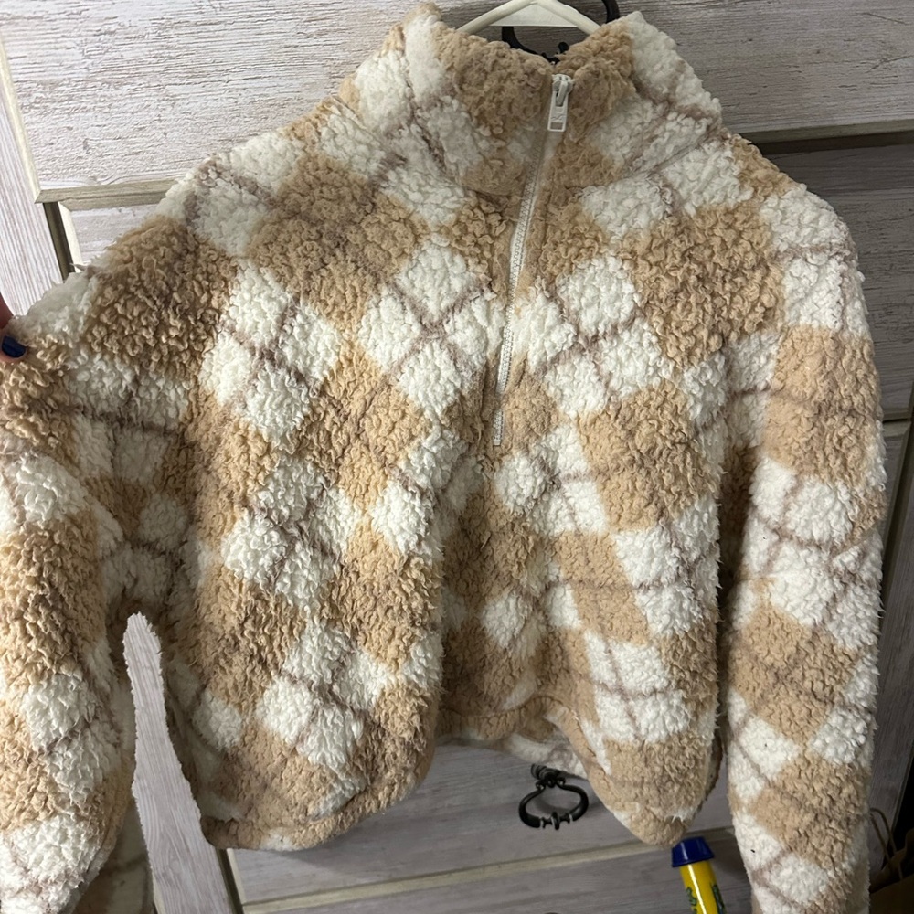 hollister fleece jacket